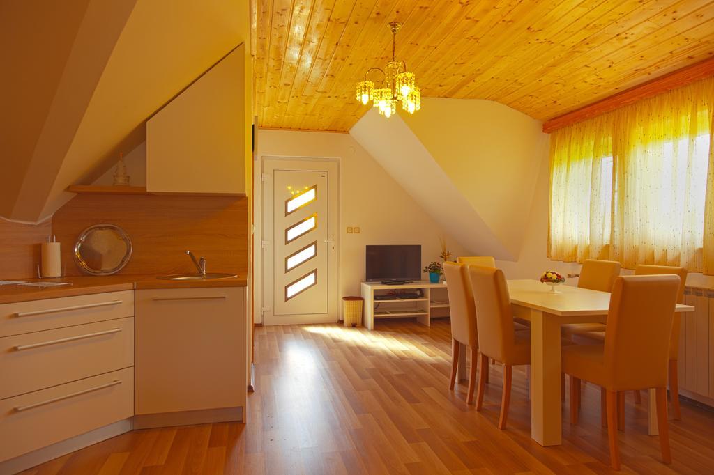 Apartment Ivan Smoljanac Phòng bức ảnh