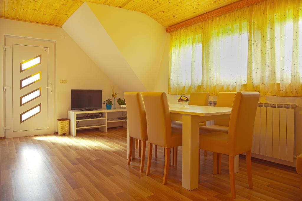 Apartment Ivan Smoljanac Phòng bức ảnh